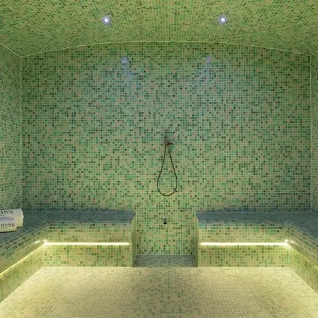 Citadines Eurometropole Apart-hotel 4*