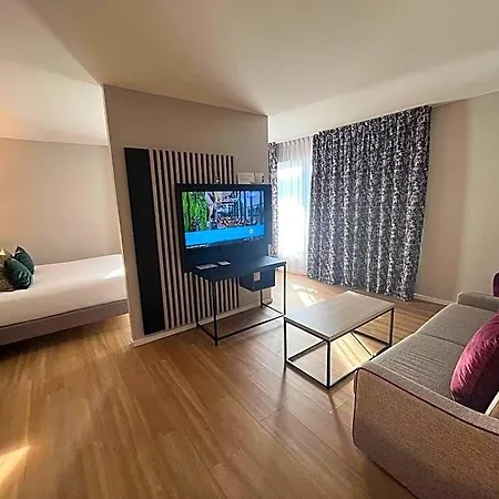 Citadines Eurometropole - Restaurant & Aparthotel 4*