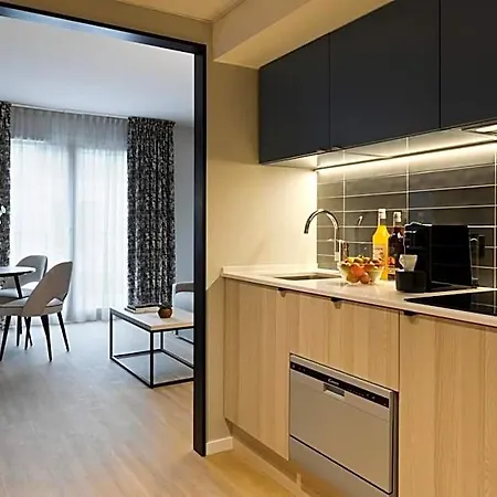 Апарт-отель Citadines Eurometropole - Restaurant &