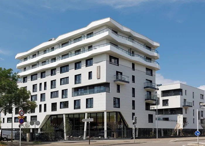 Aparthotel Citadines Eurometropole 4*